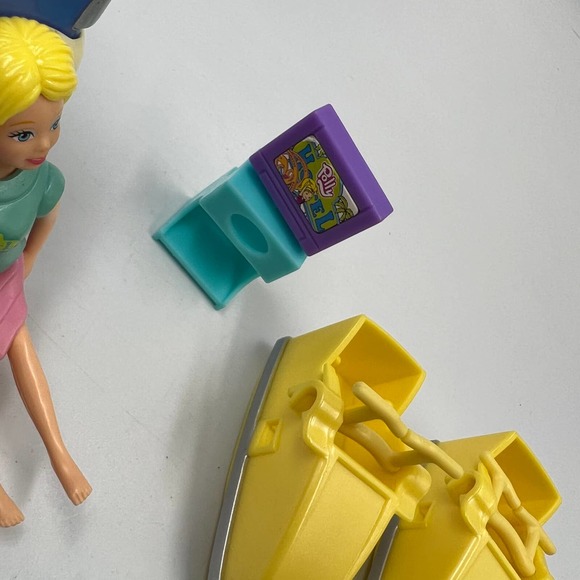Vintage Lot Polly Pockets Y2K Retro Toys Car Picnic Set Miniature Dolls 2001 - Picture 11 of 13
